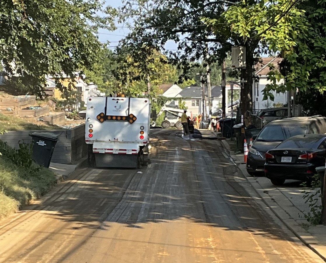 SMALL DIAMETER WATER MAIN REPLACEMENT PROJECT Petworth and Brightwood Park Neighborhoods ADVISORY NEIGHBORHOOD COMMISSION 4B and 4D